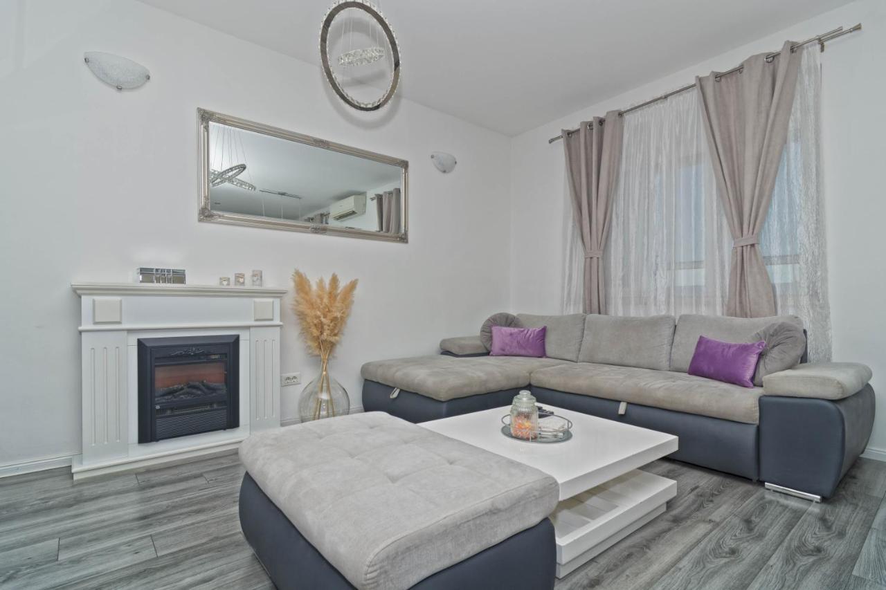 Apartmán Anachi Split
